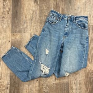 Abercrombie & Fitch The Mom High Rise Curve Love Jeans